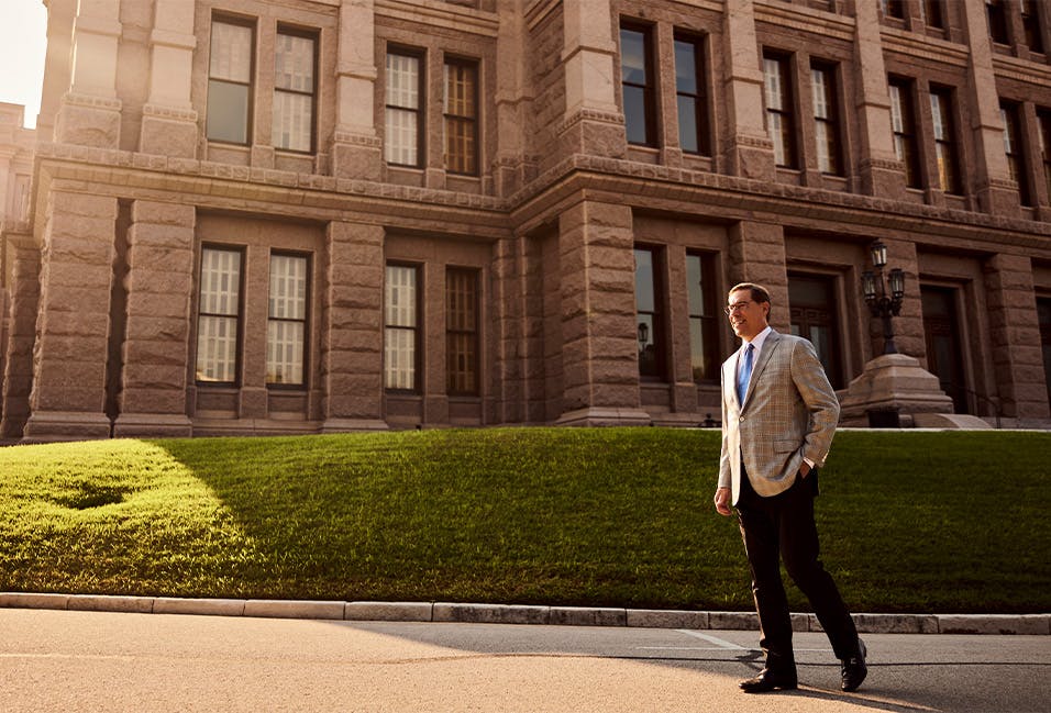San Antonio Attorney Glenn Cunningham walking outside