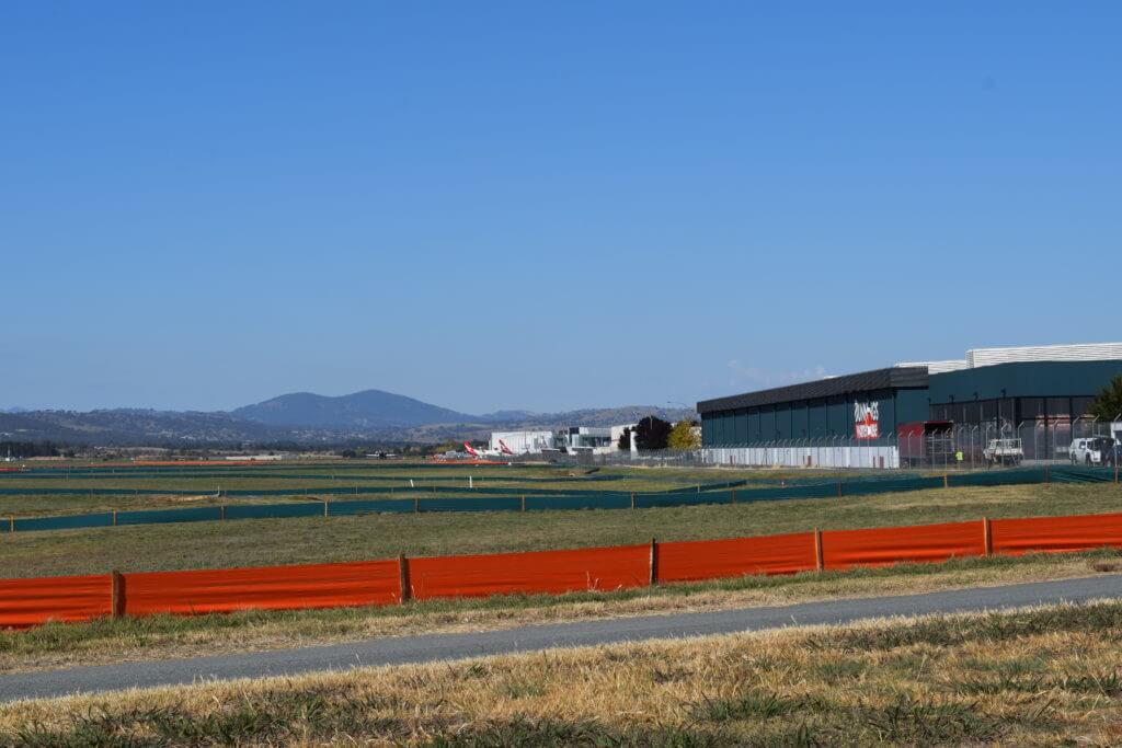 Image for Canberra Airport to extend taxiway