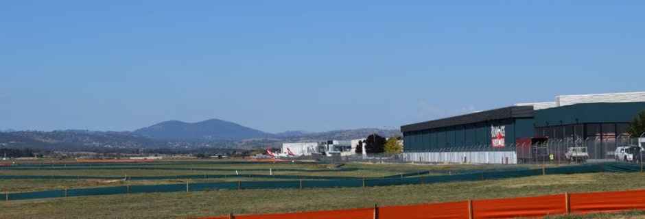 Image for Canberra Airport to extend taxiway