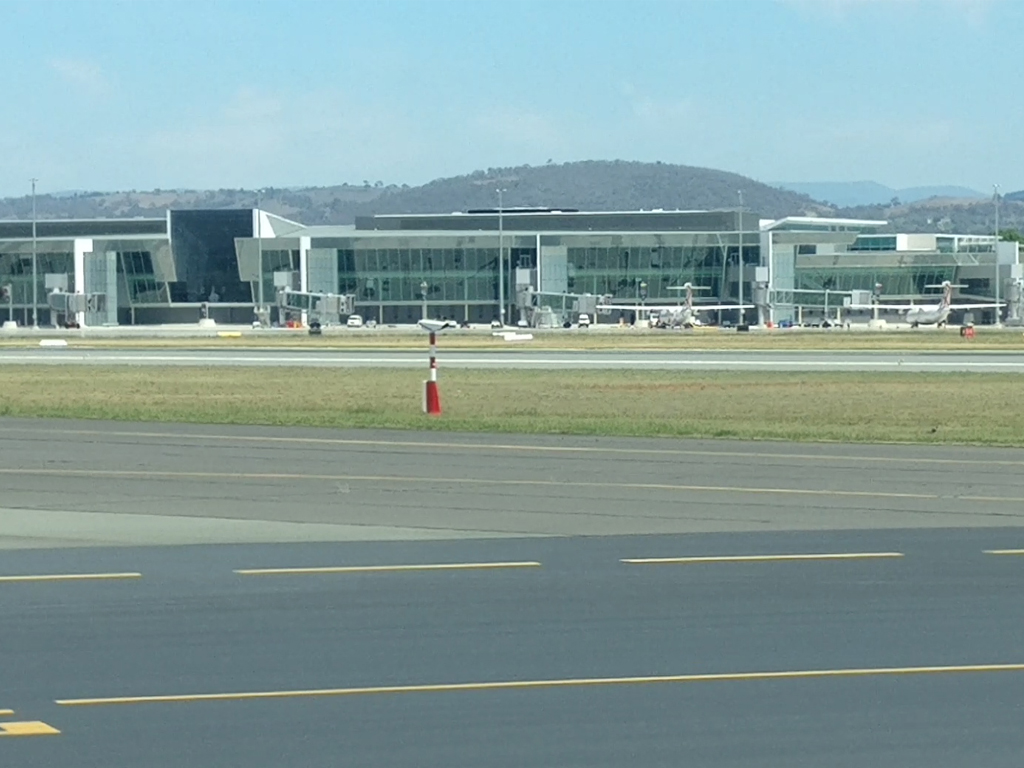 Image for Airport Safety Week 2017 – One Airport One Team