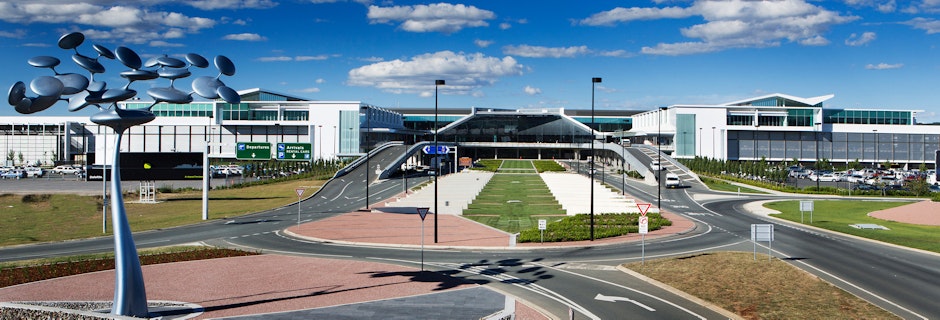 Image for Celebrating 26 Years of vsionary leadership: Terry Snow announces retirement from Canberra Airport