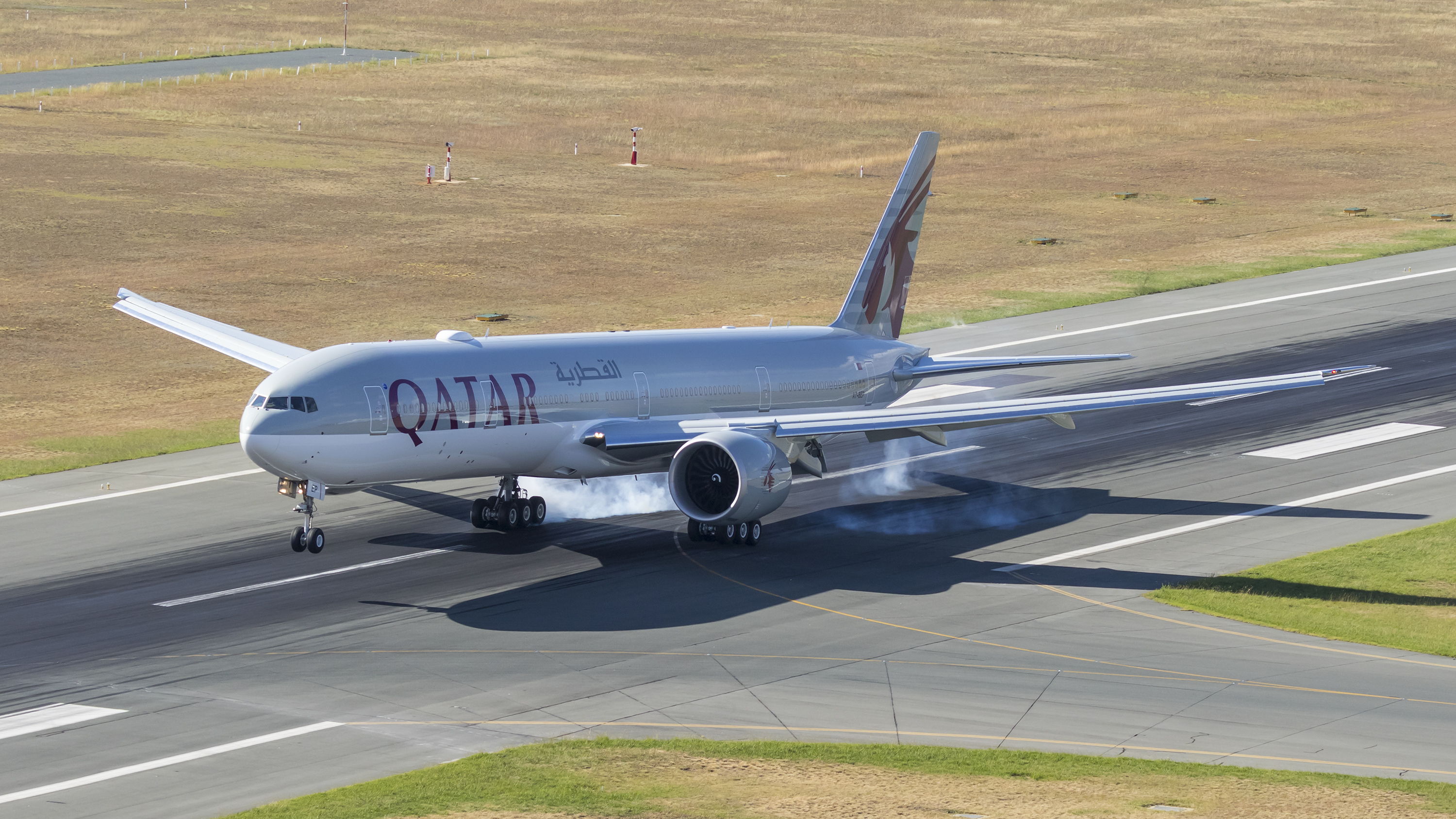 Image for Qatar Airways to resume daily flights to Canberra