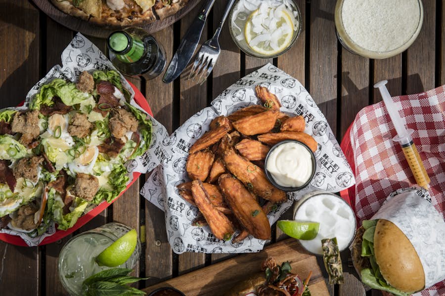 Mini Golf & Putt Putt Point Cook | Holey Moley