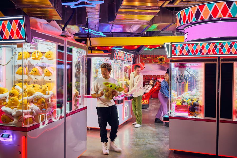 Archie Slot Machine Kids Parties & Arcade Party Packages | Archie Brothers