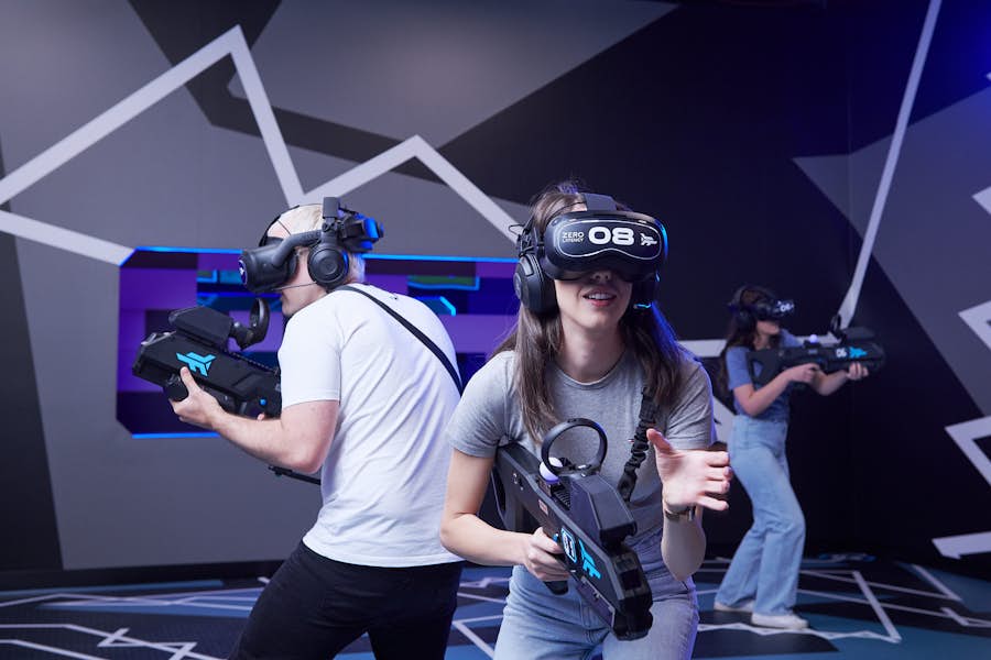 3 people playing zero latency virtual reality