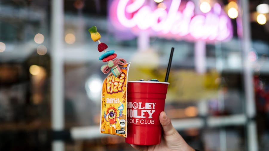 Mini Golf & Putt Putt Point Cook | Holey Moley