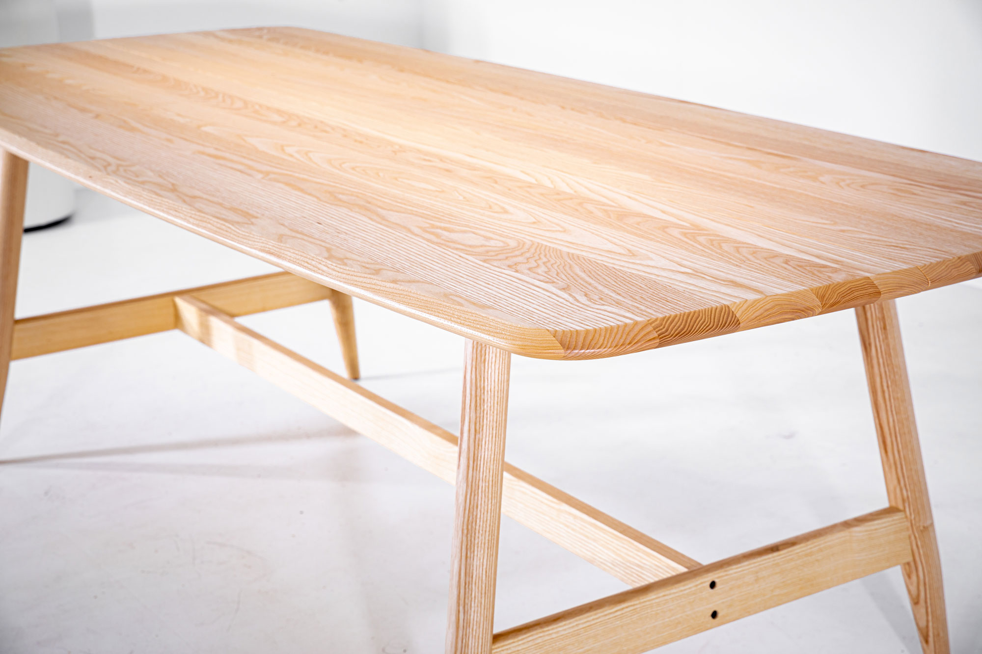 BuzziNordic ST600 heavy-duty table | BuzziSpace BuzziNordic ST600 heavy-duty table | BuzziSpace
