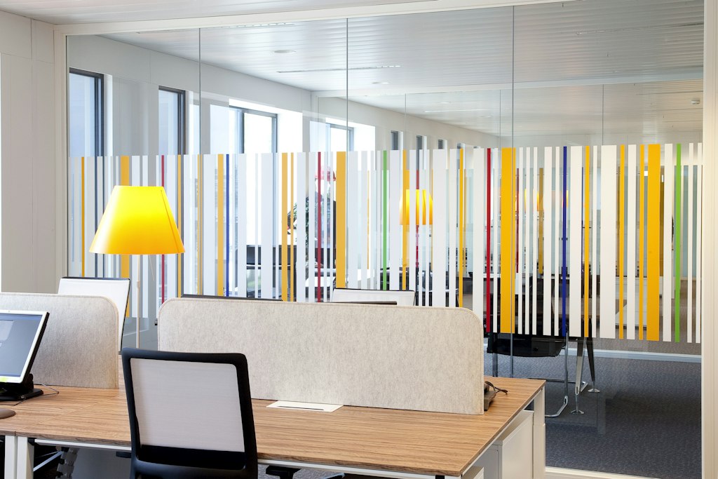 BuzziDesk, acoustic desk divider | BuzziSpace