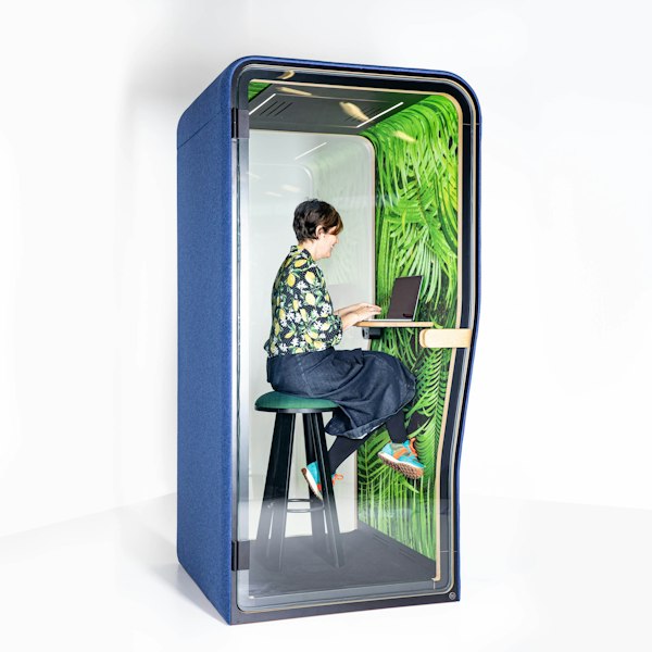 BuzziNest Booth, Your MeSpace for Focus & Calls | BuzziSpace