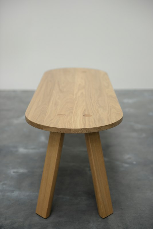 BuzziMilk Table, authentic wooden table | BuzziSpace