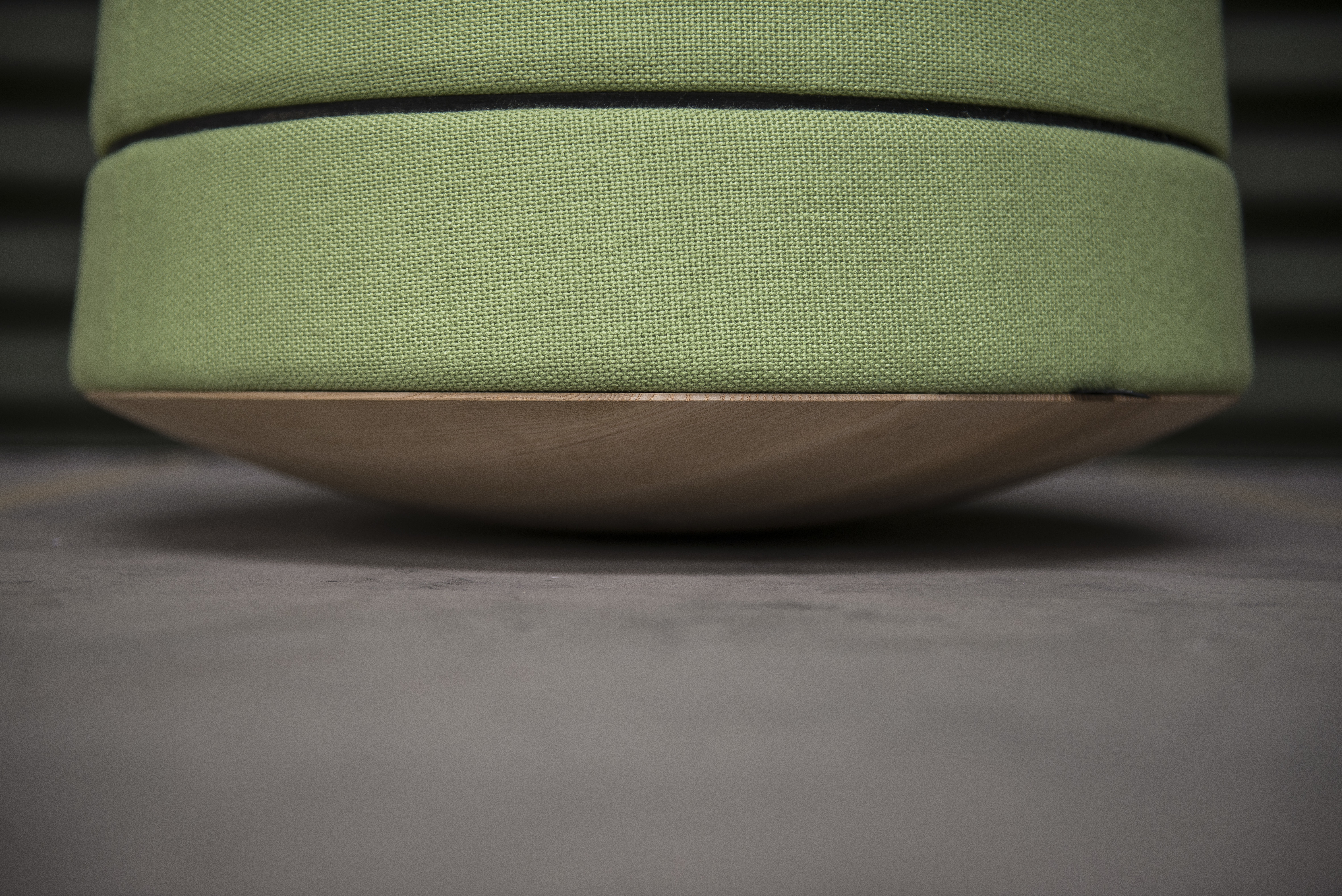 BuzziBalance, rocking board with/without sound absorbing