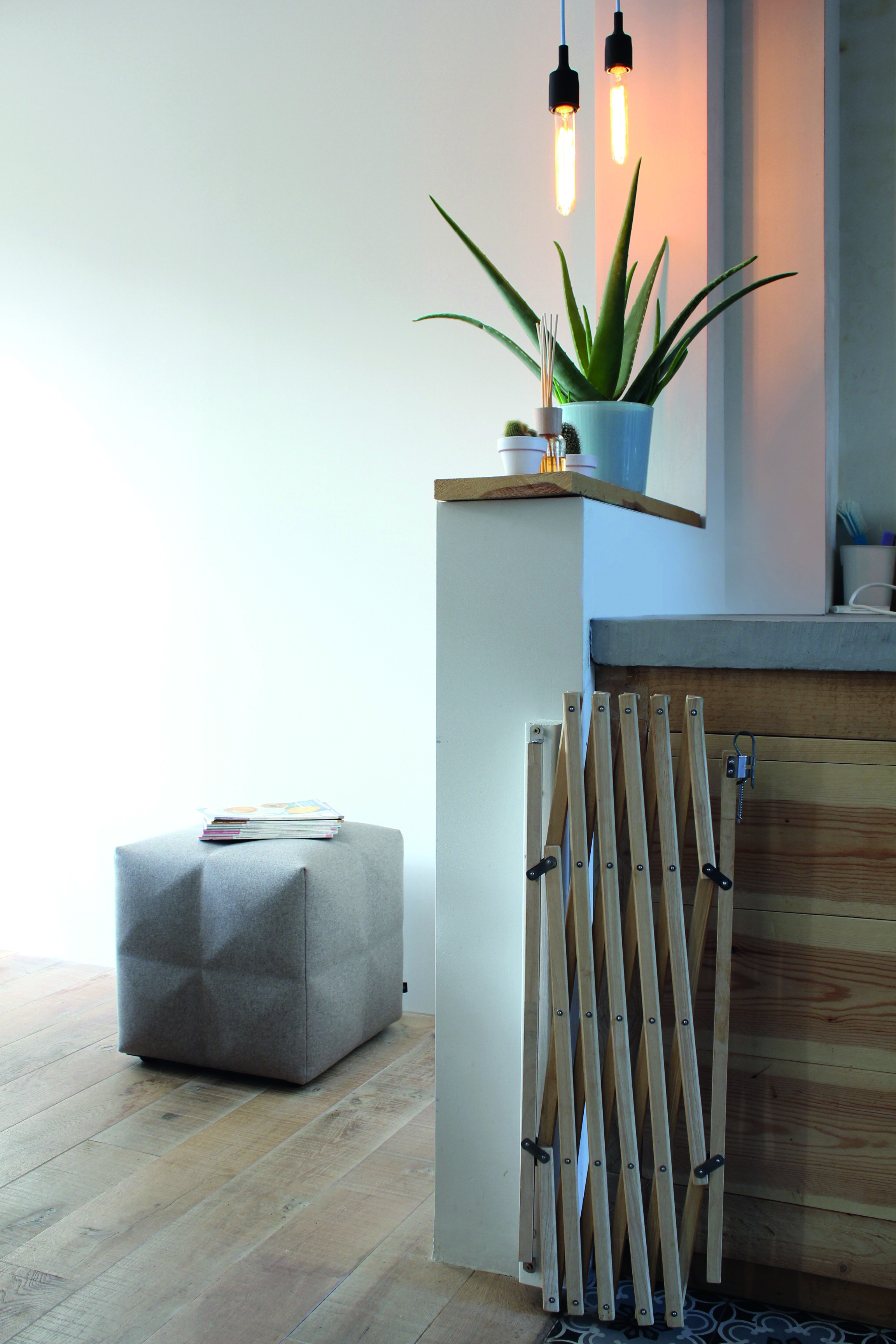 BUZZI SPACE スツール バジーキューブ フラット プフ オットマン BUZZI SPACE スツール バジーキューブ フラット プフ オットマン