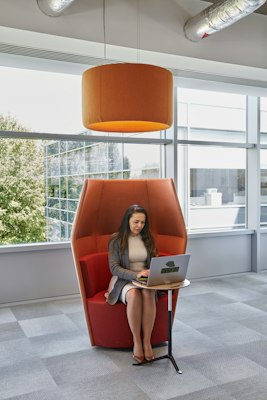 BuzziJet, acoustic pendant lighting | BuzziSpace