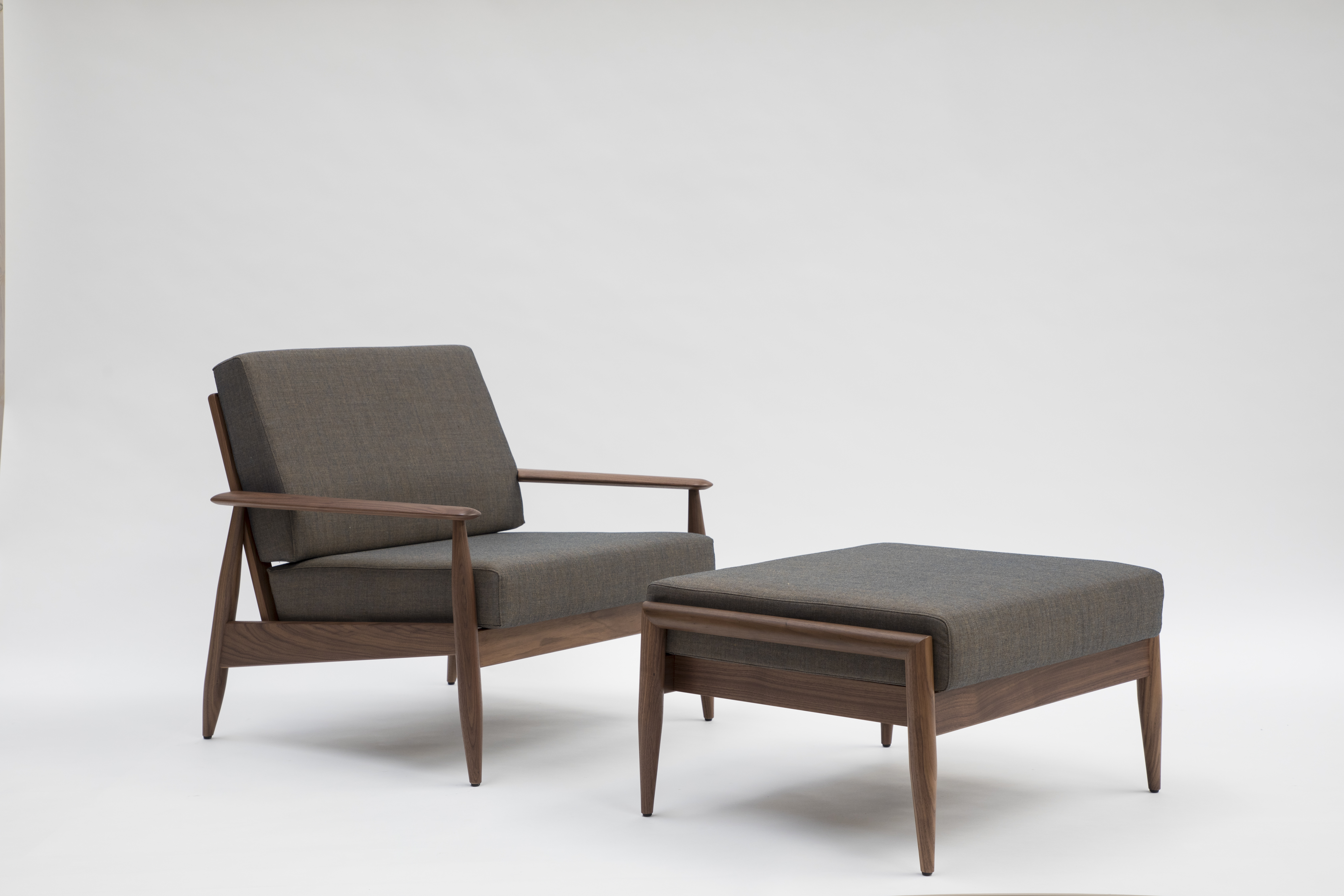 BuzziNordic ST100, Nordic inspired lounge chair | BuzziSpace