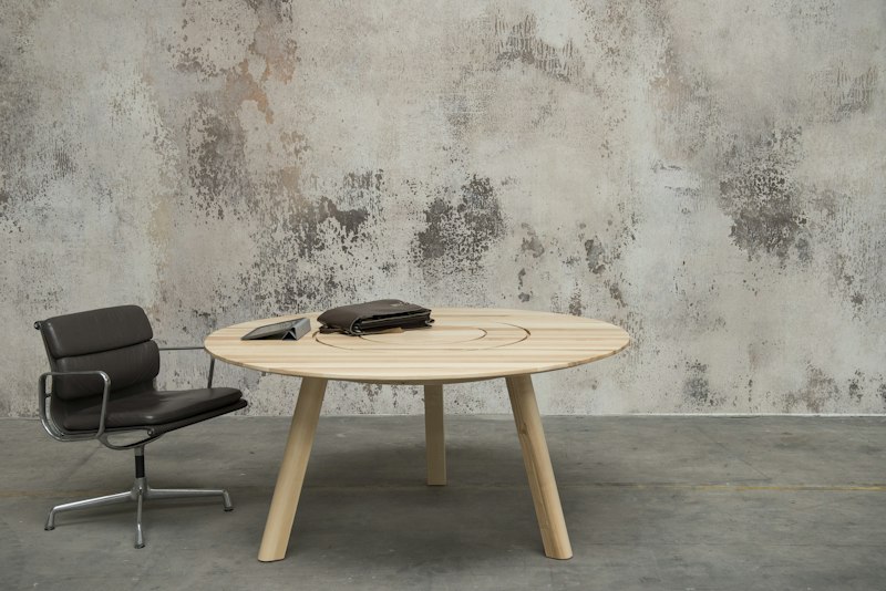 BuzziPicNic, multifunctional table in solid wood | BuzziSpace