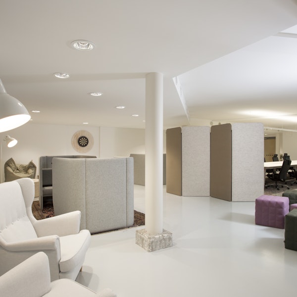 Buzziscreen BuzziScreen, sound-absorbing room divider | BuzziSpace