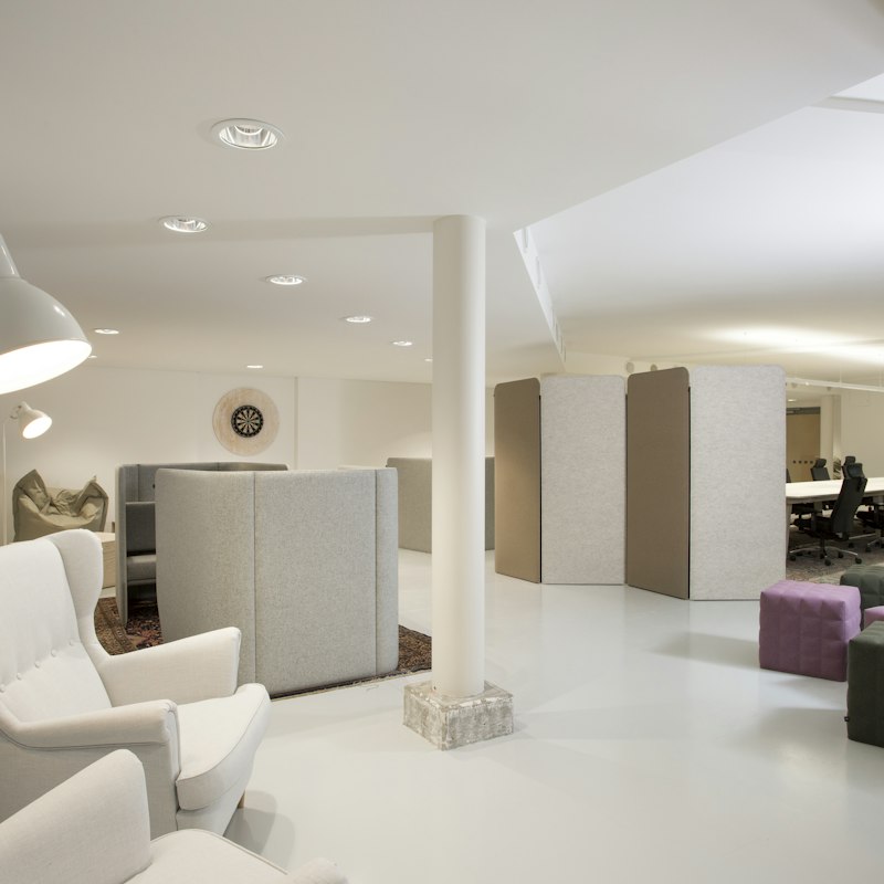 Buzziscreen BuzziScreen, sound-absorbing room divider | BuzziSpace