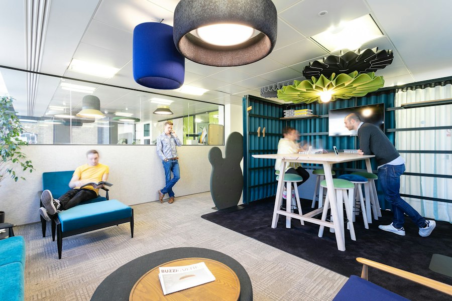 Embracing the Future: Workspace Trends to Watch in 2024 | BuzziSpace