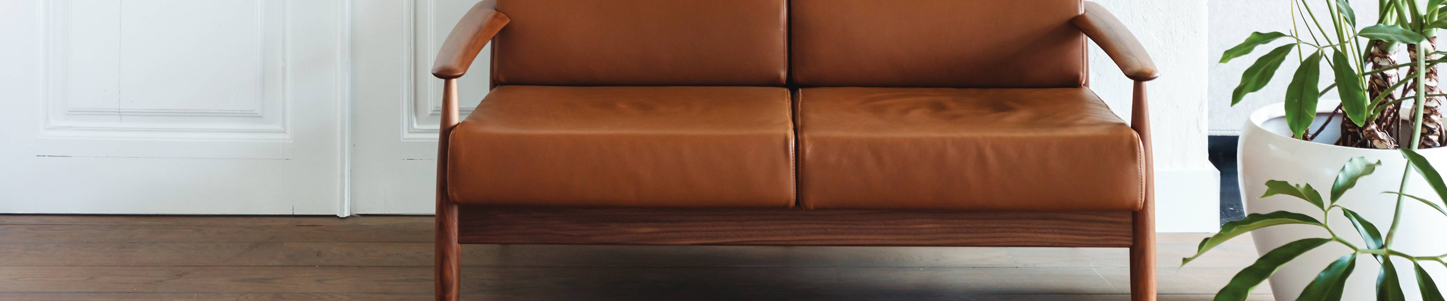 Color Revelations: Embracing Pantone's Color of the Year 2025