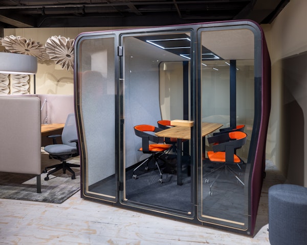 BuzziNest Room, Your Private Meeting Oasis | BuzziSpace