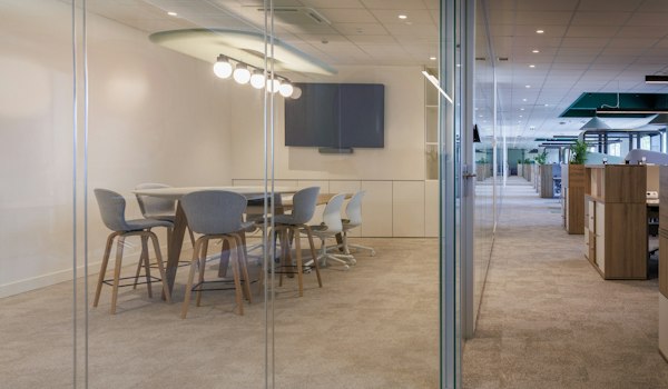 BuzziZepp LED, suspended acoustic shell with light | BuzziSpace