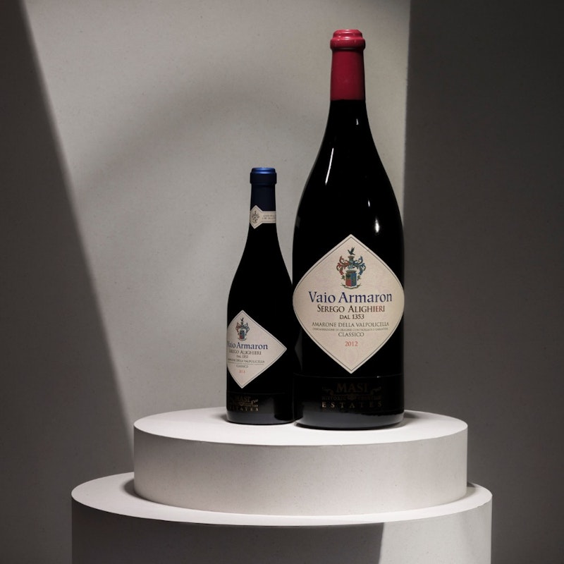 VAIO ARMARON | Amarone Classico DOCG | JEROBOAM Rosso rubino di straordinaria forza e complessità. Affinato in fusti di ciliegio, regala un'elegante personalità e struttura