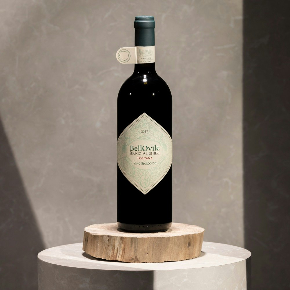 BELLOVILE | Rosso di Toscana IGT | ORGANIC Wine born on the Tuscan hills of Poderi BellOvile. Mainly produced with Sangiovese grapes, it has aromas of berries and licorice.