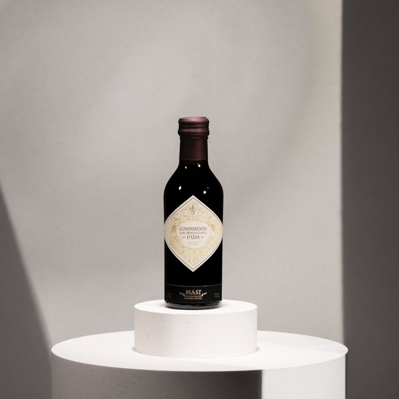  Condiment produced from cooked must of semi-dried grapes and the best selected wine vinegar. Ancient family recipe, celebration of Valpolicella.