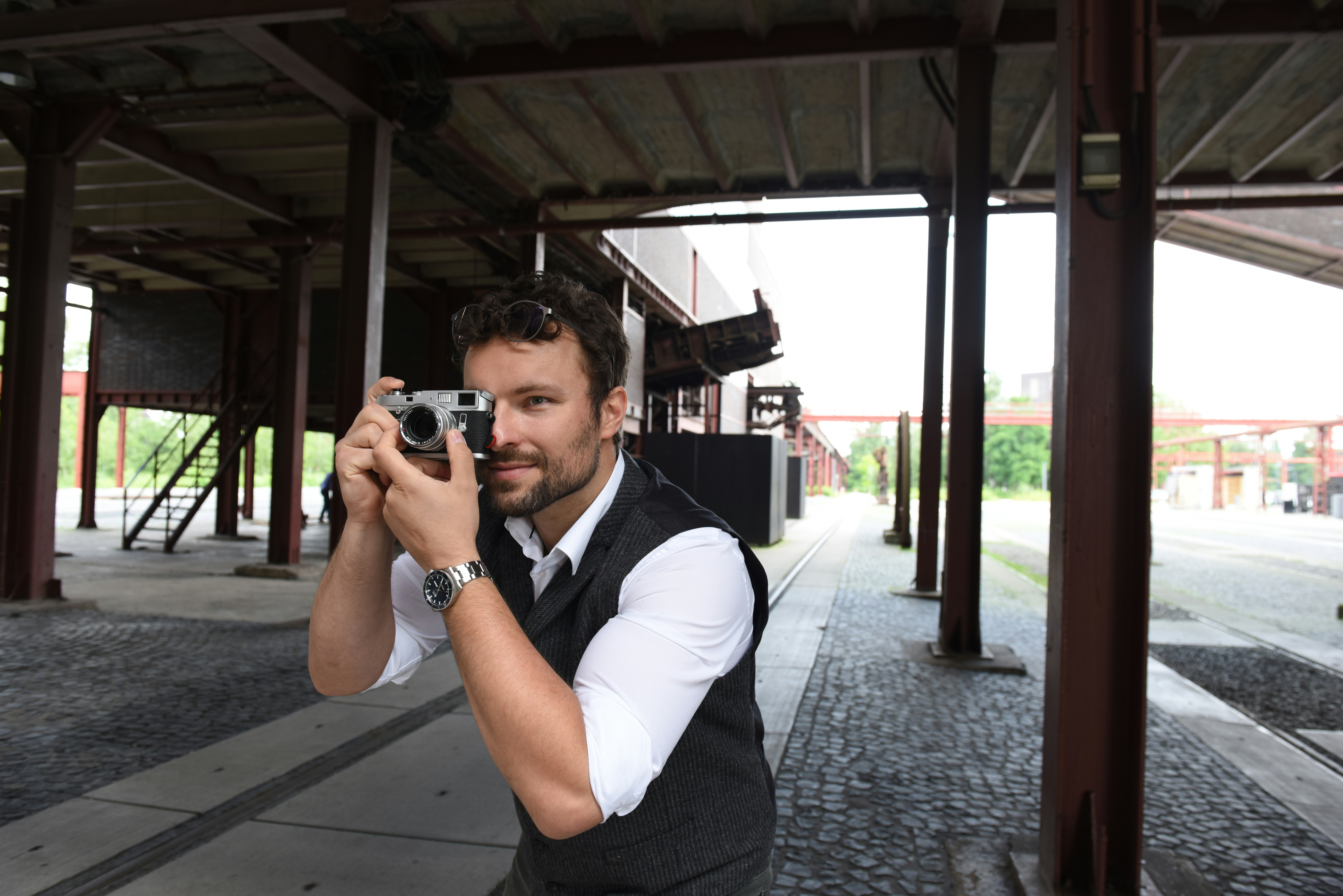 Person holding a camera