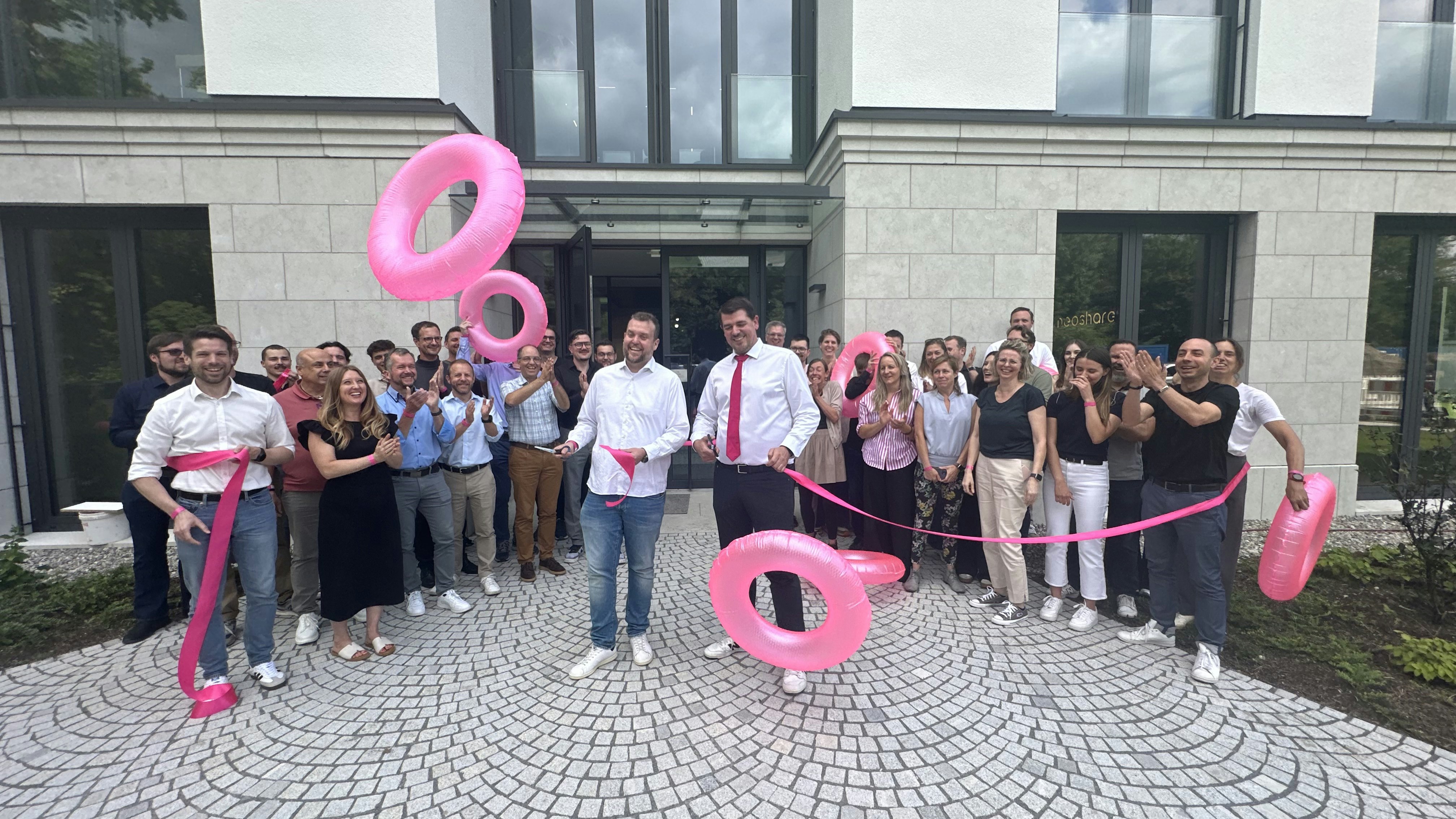 Eröffnungszeremonie in Pink
