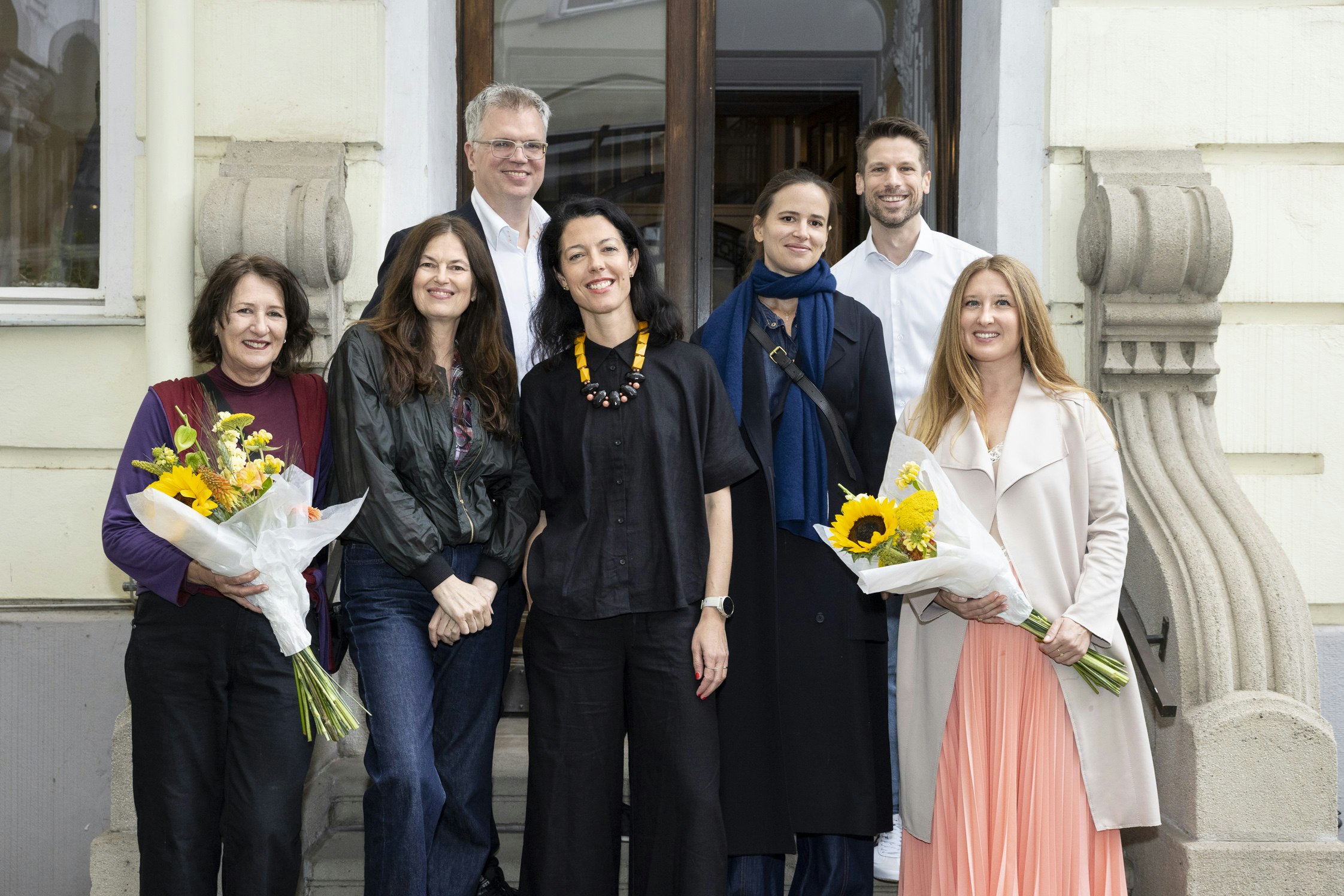 art team with flowers