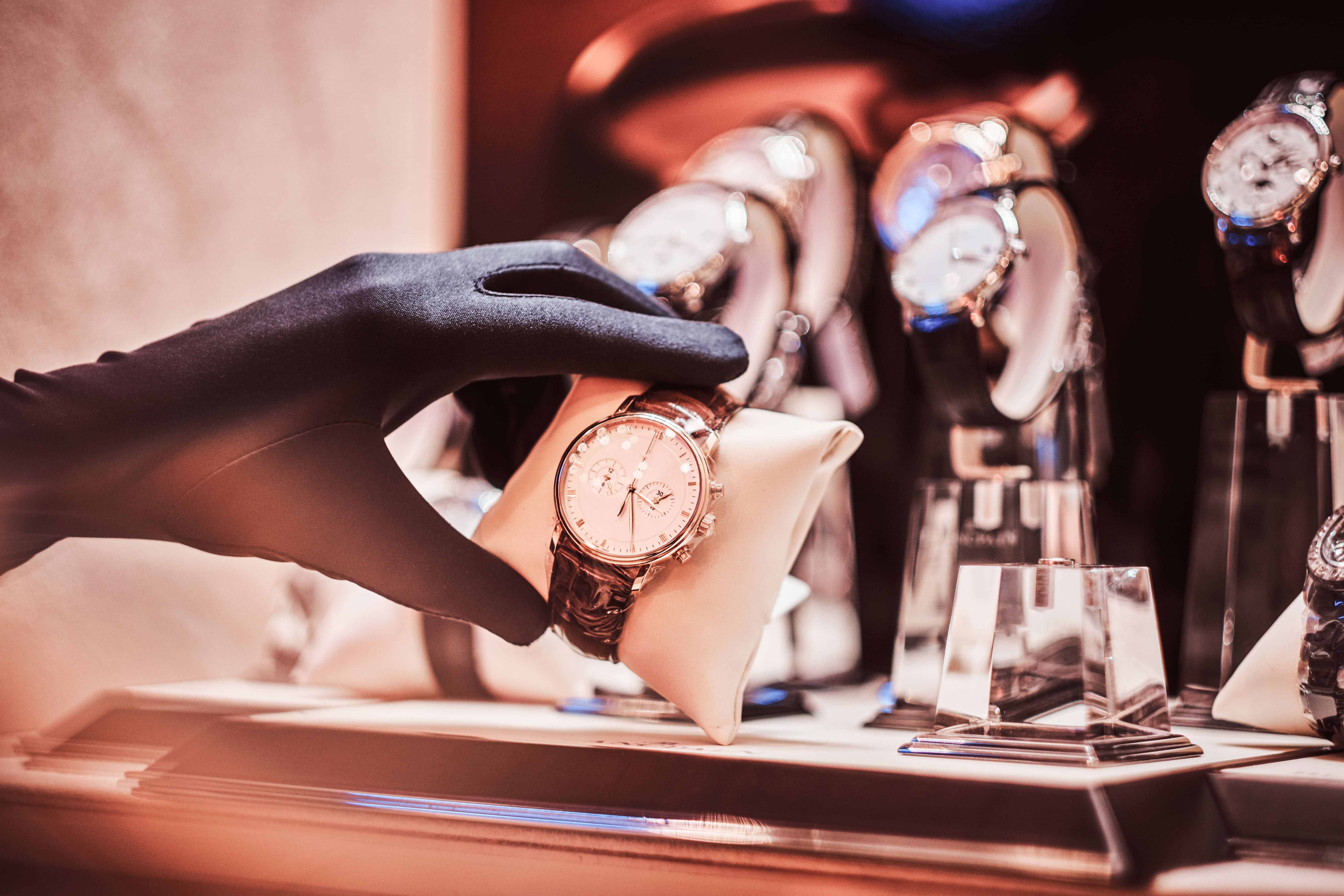 Montre luxe online watch