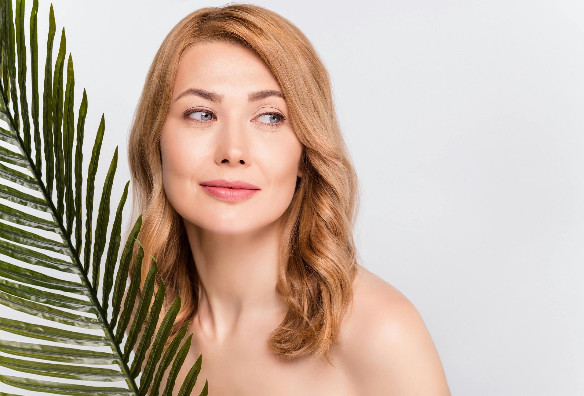 woman with strawberry blonde hair