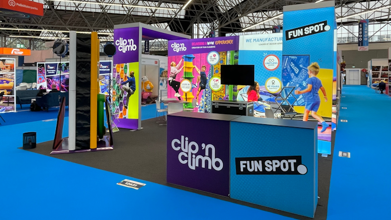 ModuLIGHT - Clip'n Climb stand