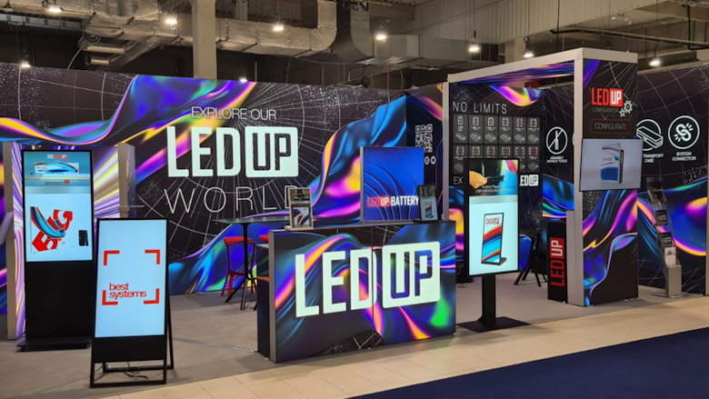 ModuLIGHT - LEDUP World stand