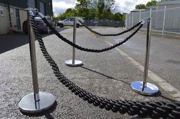 Installing Rope Barriers RopeMaster Post & Rope Barrier Kit 5/4 | Rope Barriers