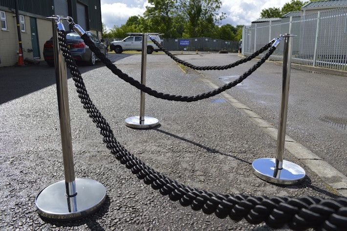 Q-Rope & Post Barrier Kit