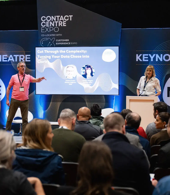 Two keynote speakers on stage at the Contact Centre & Customer Experience Expo.