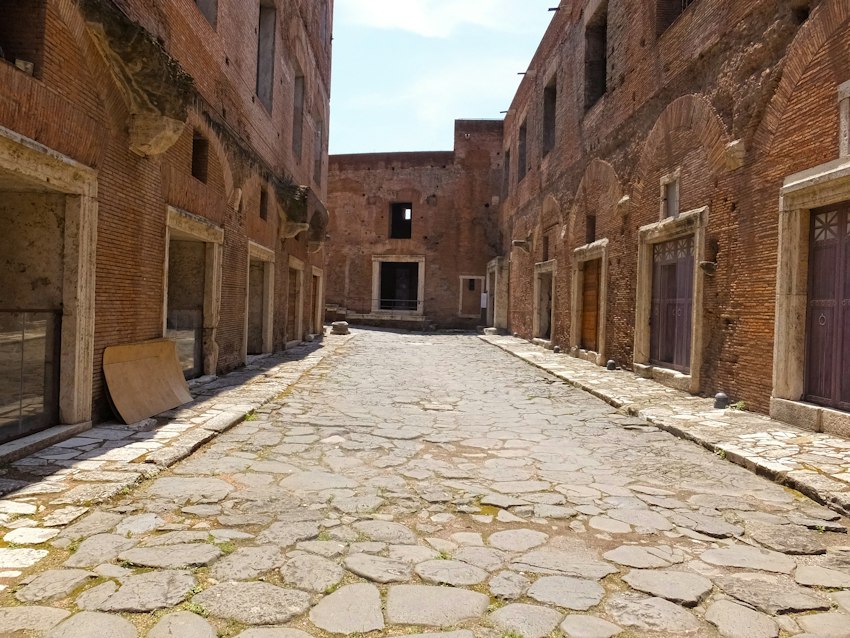Via Biberatica in Trajan's Market, Rome