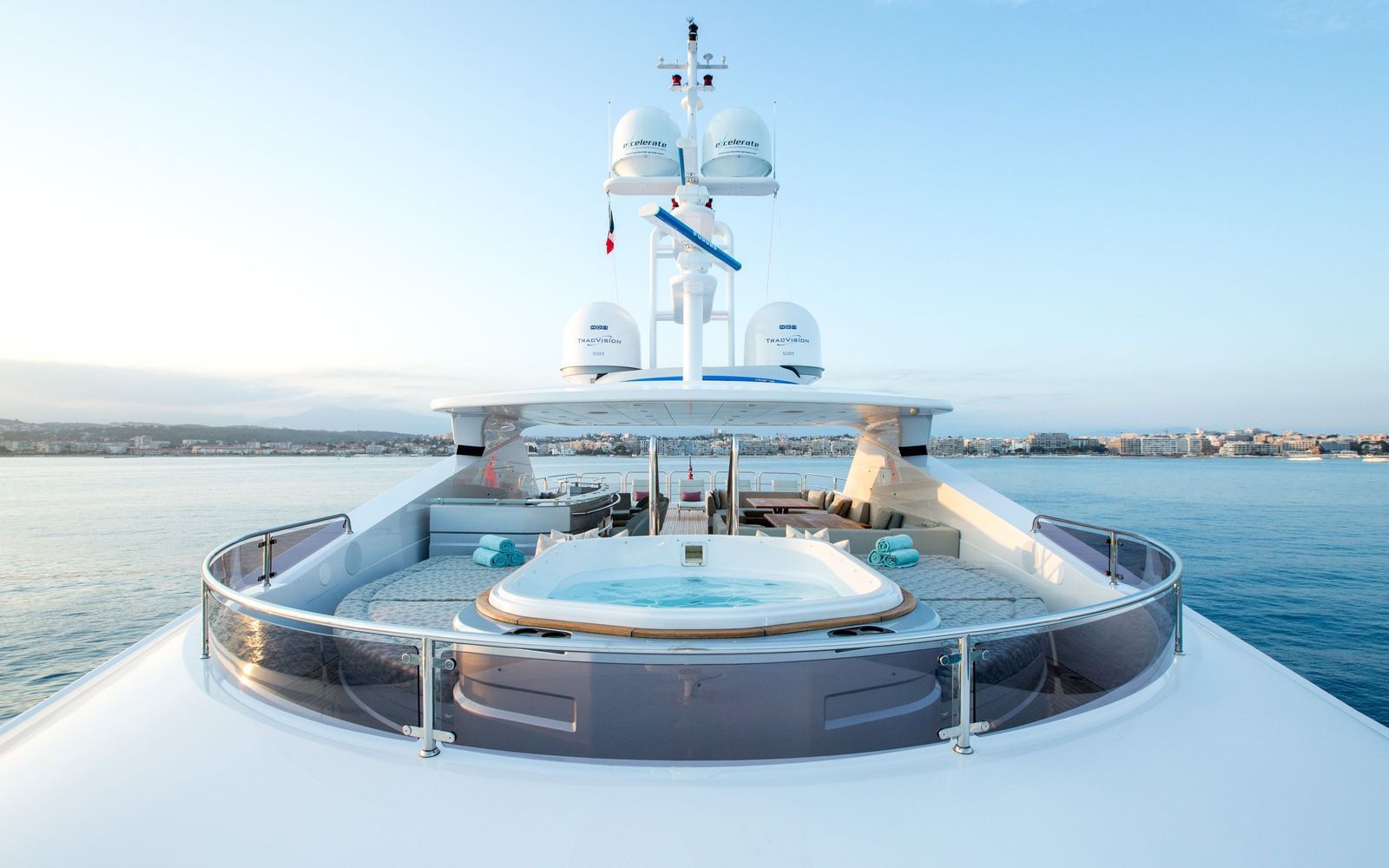 Exterior - 18/22