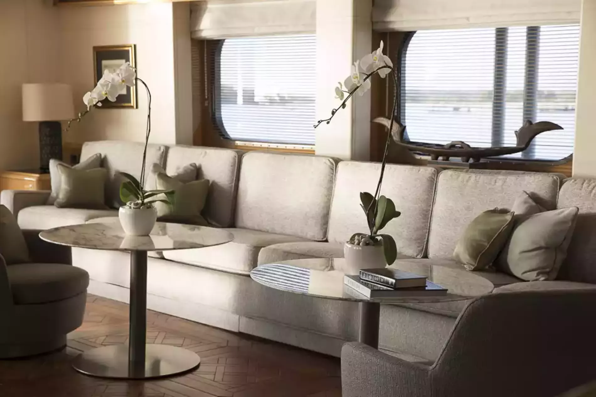 Interior - 2/12