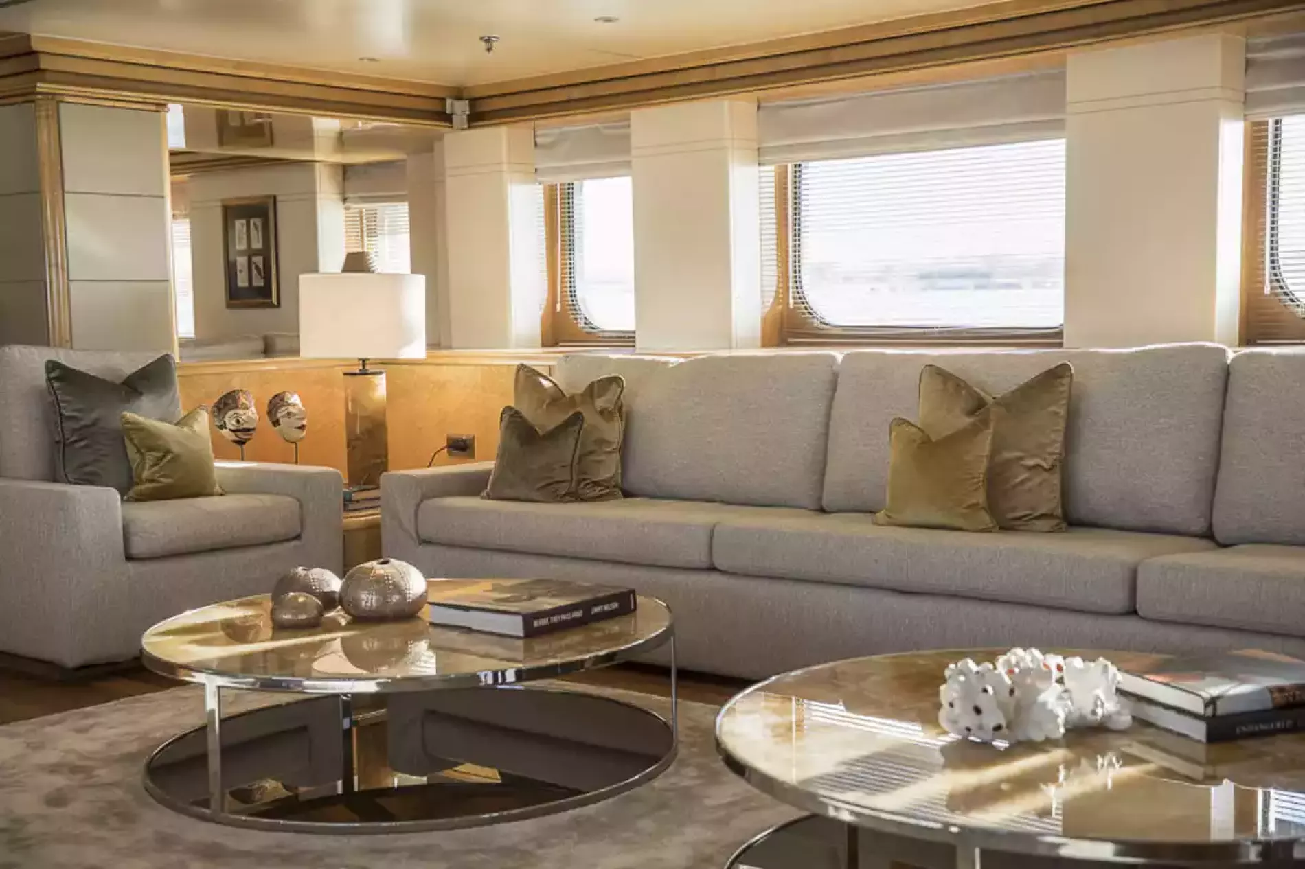 Interior - 6/12