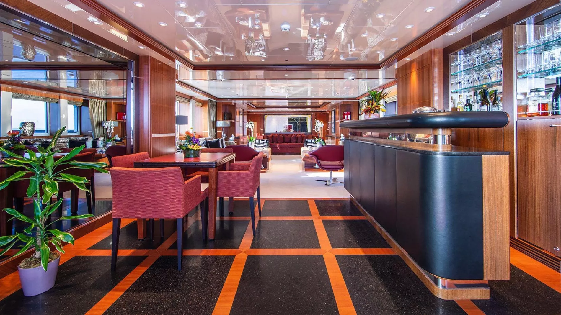 Interior - 3/25
