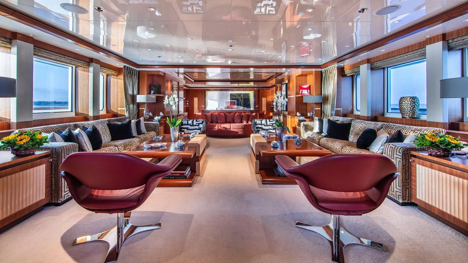 Interior - 4/25