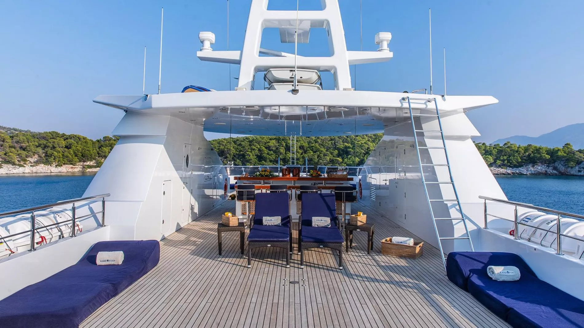Exterior - 13/20