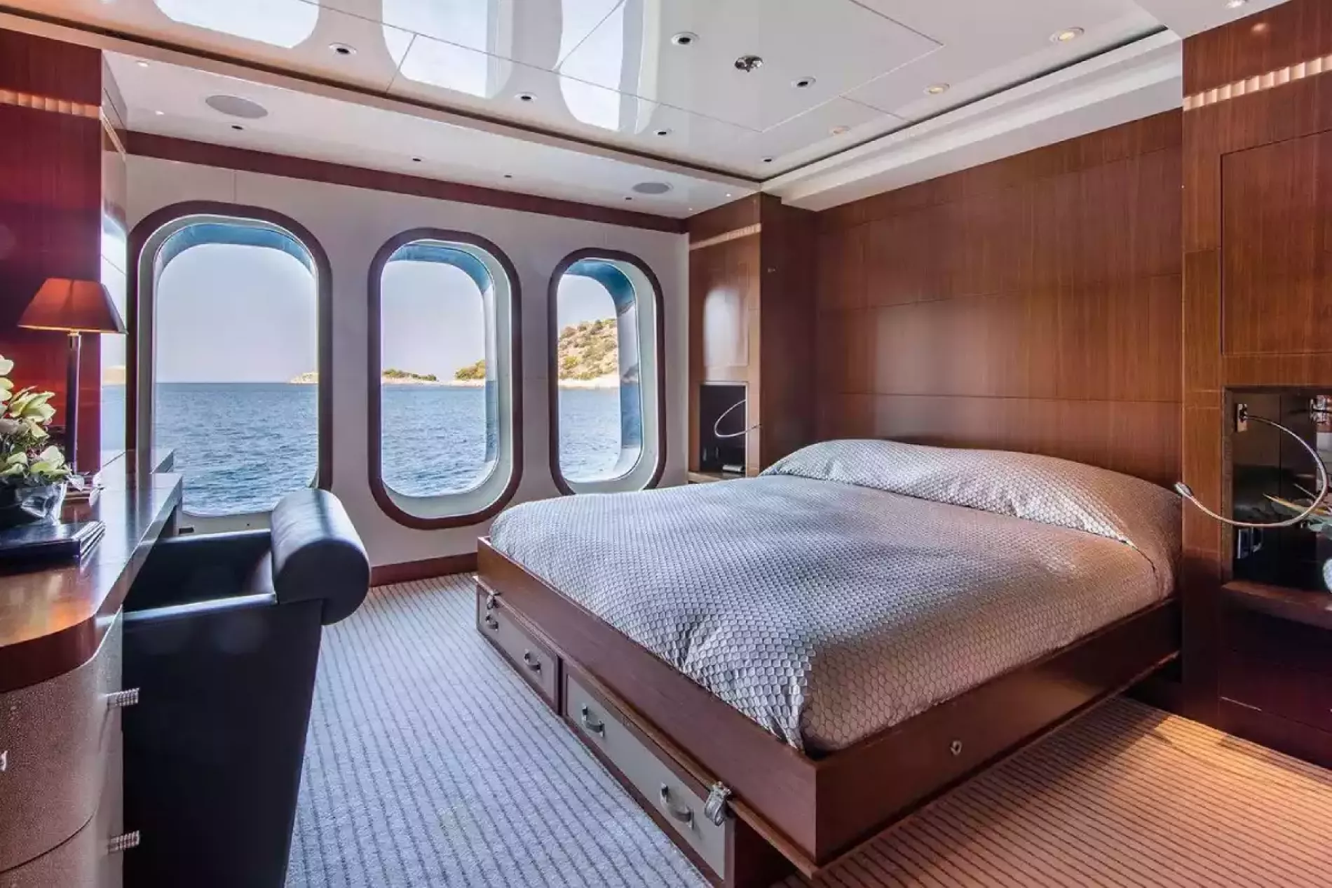 Interior - 14/25