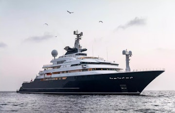 luxury superyacht rental