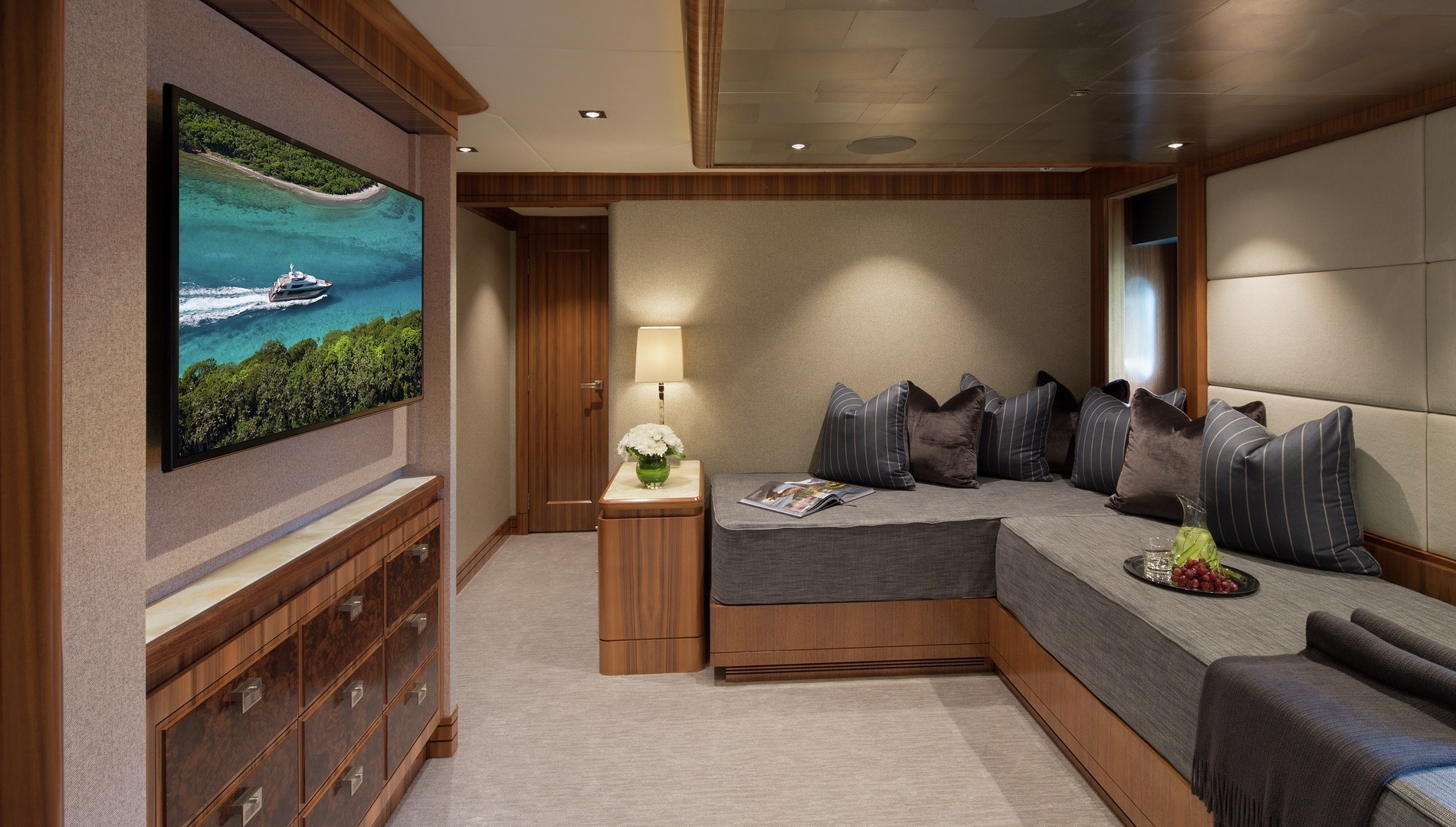 Interior - 3/24