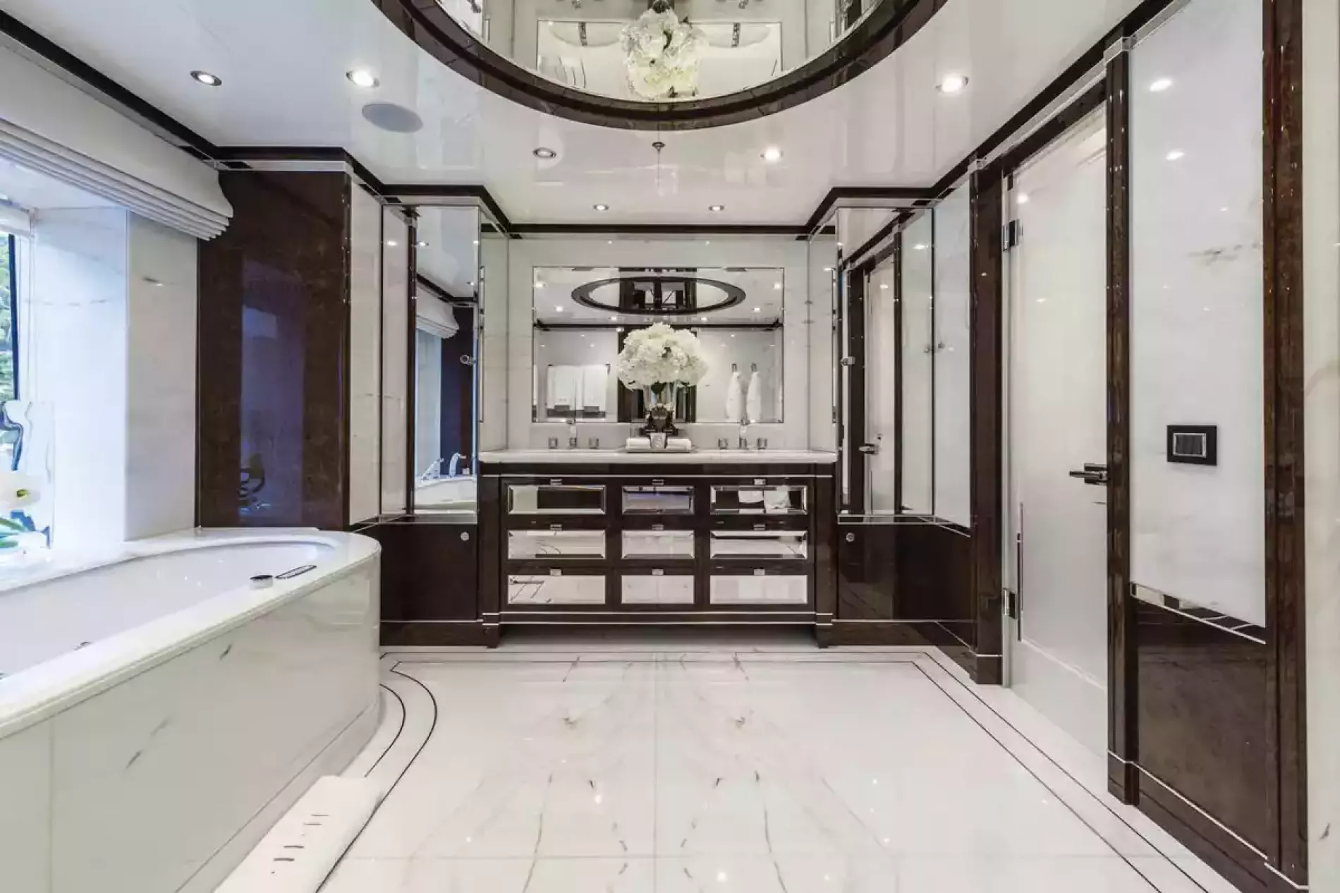 Interior - 13/28