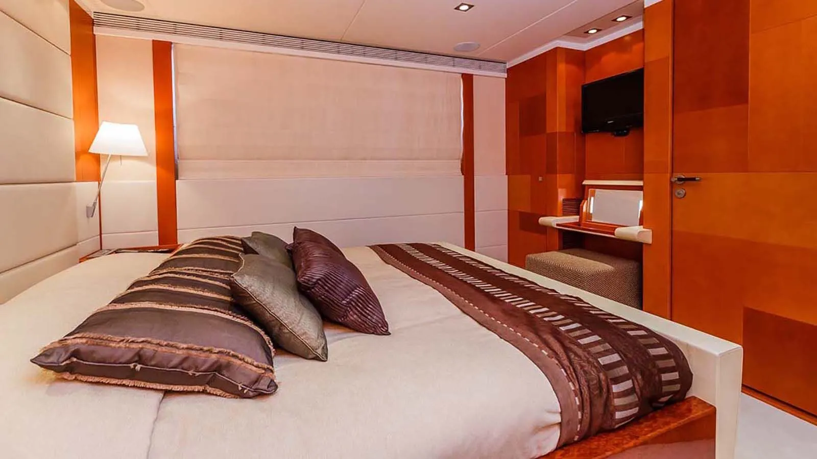 Interior - 17/25